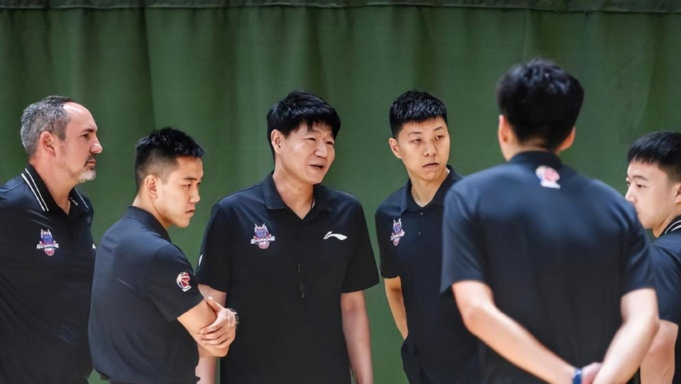 外线射手以 外线射手以