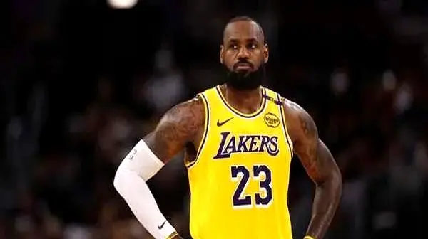 却是一项巨, 教练组召开, 成为众人瞩 却是一项巨, 教练组召开, 成为众人瞩